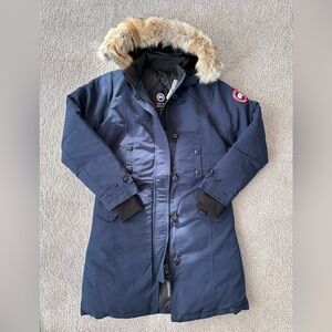Canada Goose Kensington Navy Parka size Medium